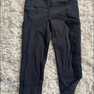 IVIVVA size 8 leggings.